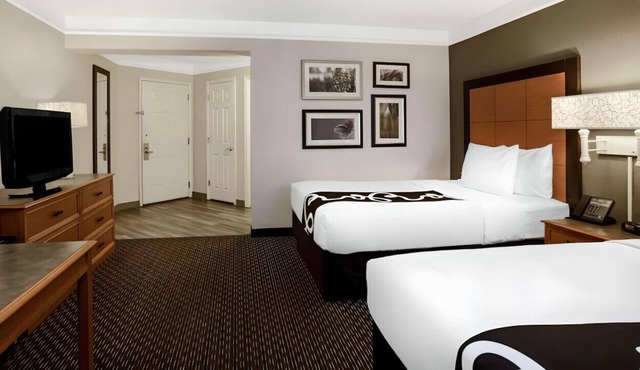 A Vacation to Remember! Great Room for Groups