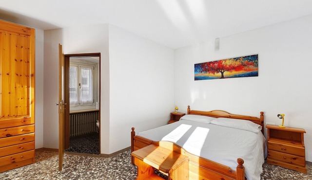 Albergo Trieste – Room '6' with Mountain View and Wi-Fi