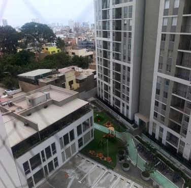 Alto Alborada cerca PUCP UNMSM Estadio y Centro de Lima