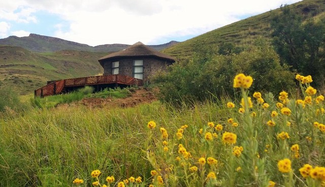 Amanzi Empilo Bungalow