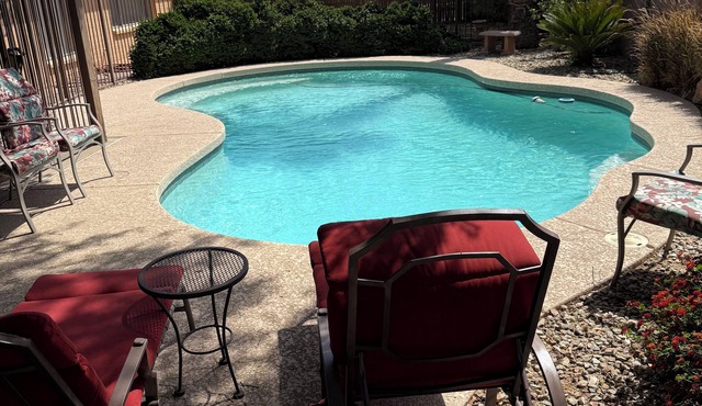 Amazing 3-bedroom house with AC in sunny Phoenix