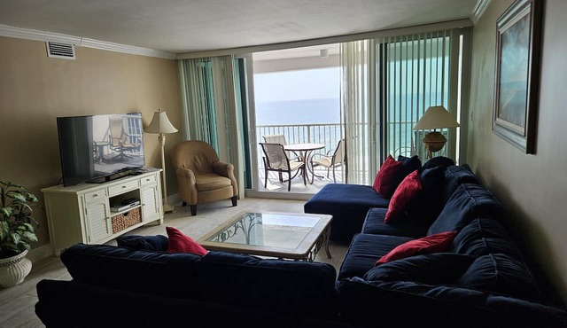 Amazing Beachfront Destin Condo With Ocean Views from All Rooms