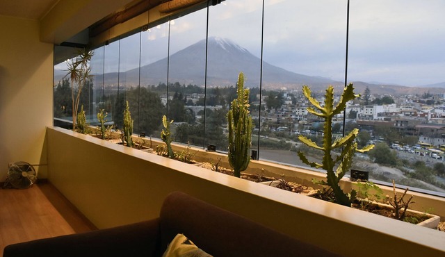 AMAZING VIEW AND LOCATION