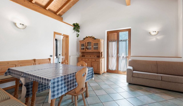 Apartment 'Appartamento Red Star' with Mountain View, Shared Garden and Wi-Fi