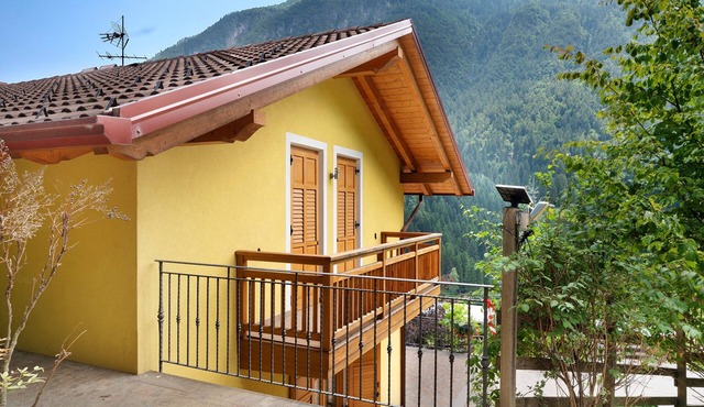 Apartment 'Appartamento Sole' with Mountain View, Private Terrace and Wi-Fi