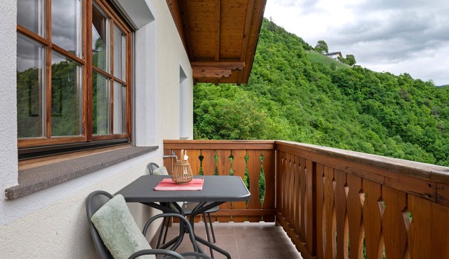 Apartment 'Hans Kompatscher' with Mountain View, Shared Terrace and Wi-Fi