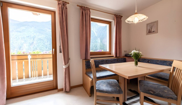 Apartment 'Mair Am Tinkhof Waldwohnung' with Mountain View, Private Terrace and Wi-Fi