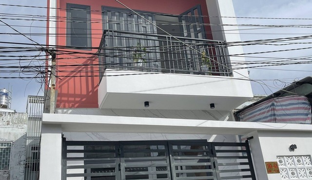 Apartment right in the floating market