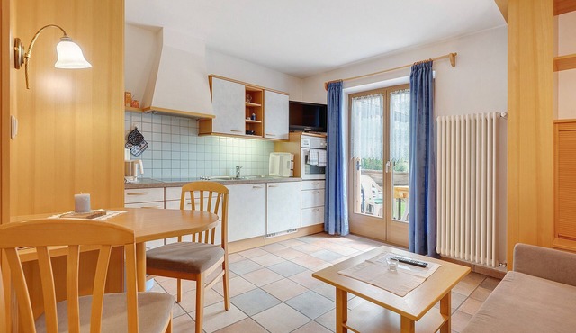Apartment Veilchen 17 with Mountain View and Wi-Fi