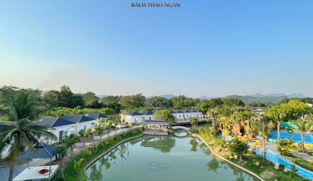 Bách Thảo Ngân Hotel Resort