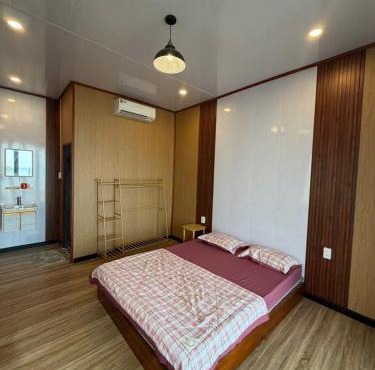 Bai Thom Retreat