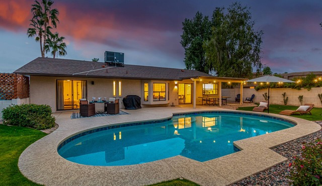 Beam Me Up, Scottsdale! Hot Pool, Old Town Cool