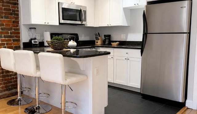 Beautiful 2Bedroom in the South End Boston - Ground Level Unit