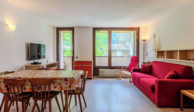 Beautiful apartment for 4 people with TV and balcony