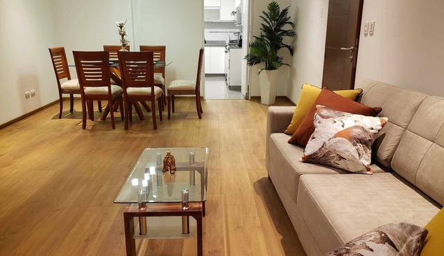 Beautiful, Bright & Spacious 3-Bedroom Retreat only 3 Blocks to the Ocean