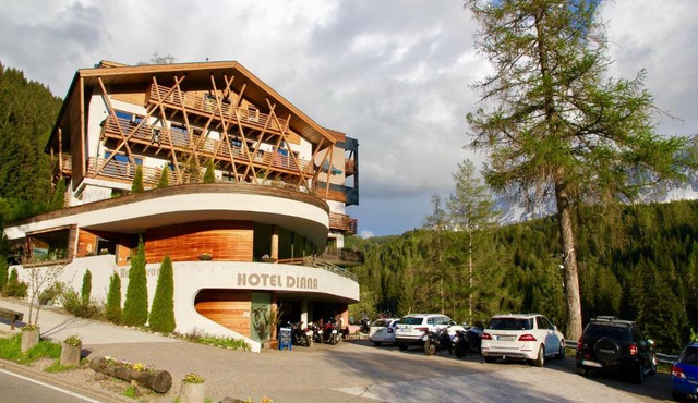 Bike & Ski Hotel Diana Karersee