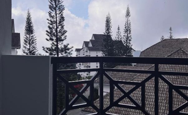 Blossom Silverpark Apartment