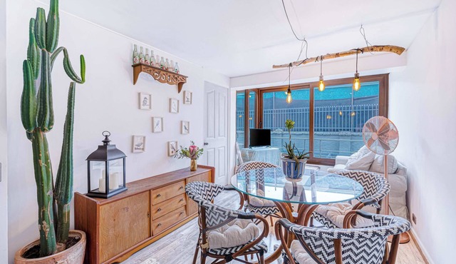 Boho Stay - 2D, Parking, Wifi & Great Location