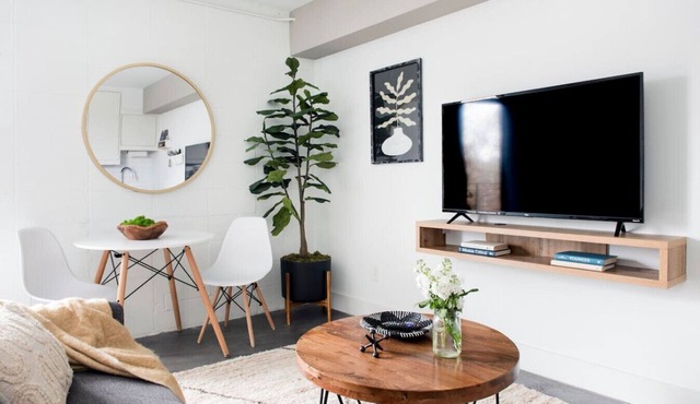 Boutique Studio | Walk to Ponce City Market