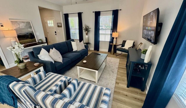 BRAND NEW 3 Bedroom, 2.5 Bath House