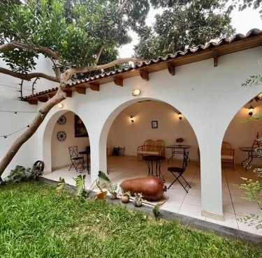 Casa Cerezos