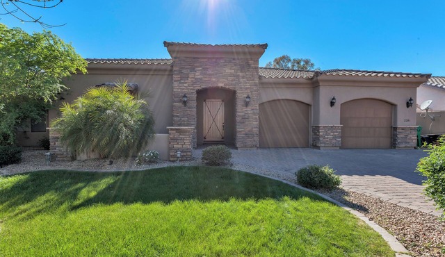 Casa Cervato 228 | Spacious 3BR Home with Backyard Jacuzzi in Litchfield Park