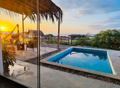 Casa de Playa con Piscina Privada