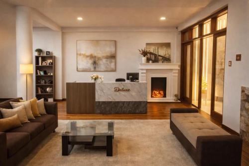Casa Deluxe Hotel Talara- a 5 minutos del aeropuerto y centro de la ciudad
