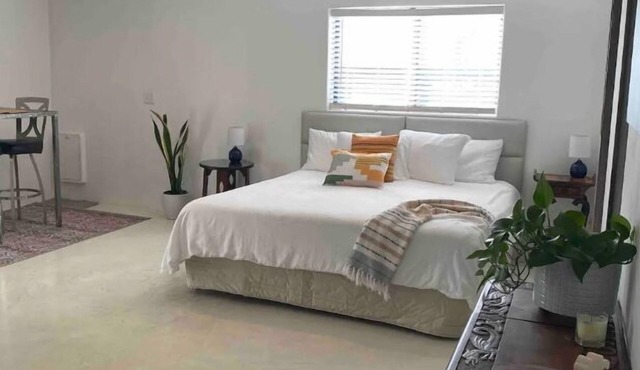 Casita in the Catalina Foothills near Sabino Canyon, The Loop, restaurants, food