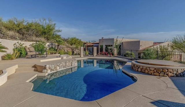 Catalina Foothills private escape with views, pool, and spa