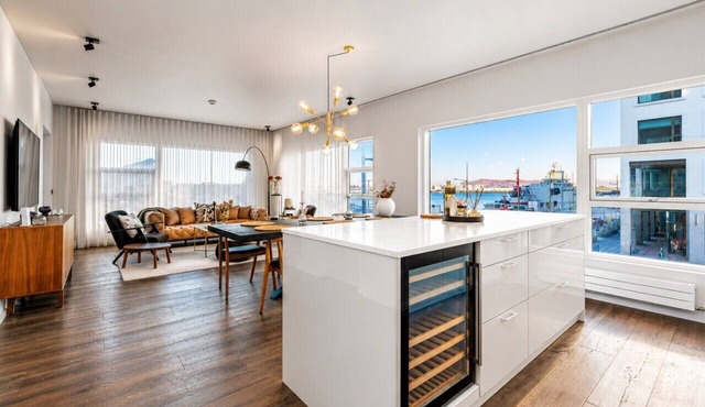 Central Well-Rated Apartment Reykjavík