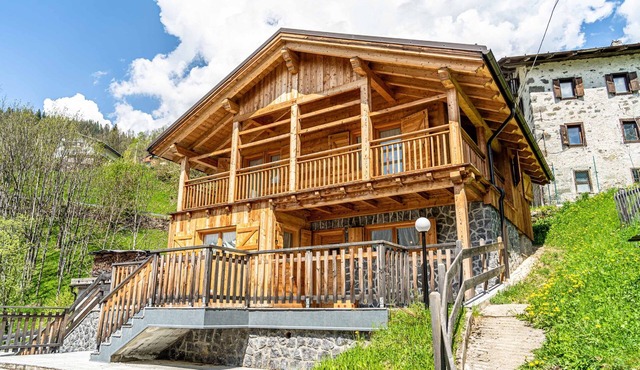 Chalet Mountain: Peace and Independence