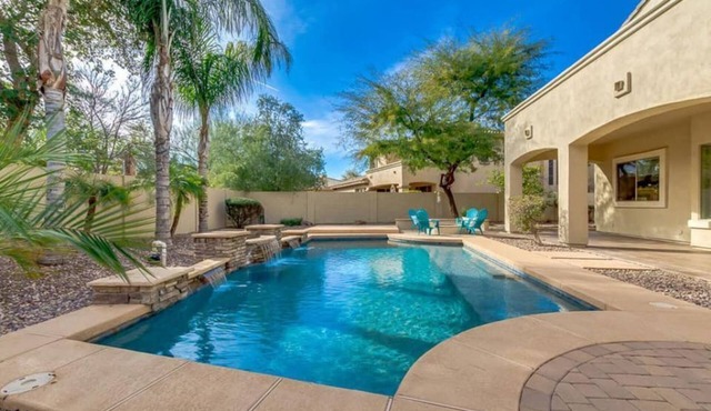 Chandler Arizona Cozy 5 Bedroom Pool House