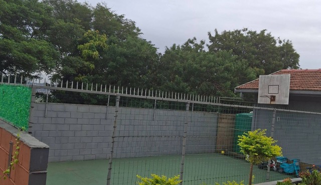 Charming Retreat with Shared Pool in eThekwini Municipality