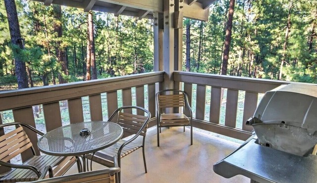 Charming 2-bedroom resort in superb Pinetop-Lakeside with WiFi