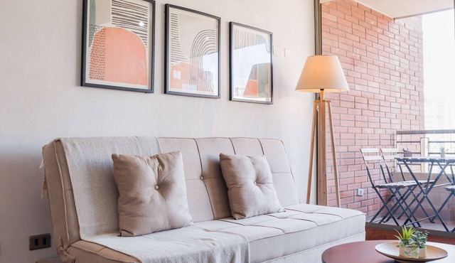 Chic 2BR | Your Cozy Getaway Oasis in Las Condes