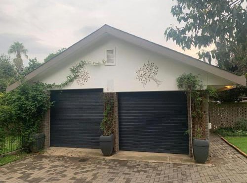 Cloete Self Catering Sky Room