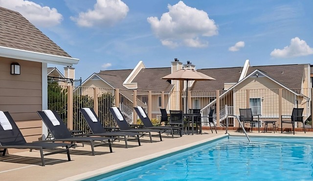 Comfort and Convenience! Pet-Friendly Stay w/Free Breakfast & Pool Access!