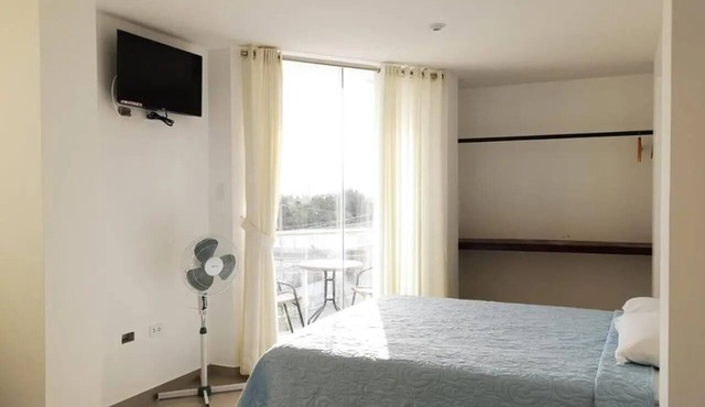 CONFROTABLE 1 BEDROOM APARTMENT IN PARACES #2