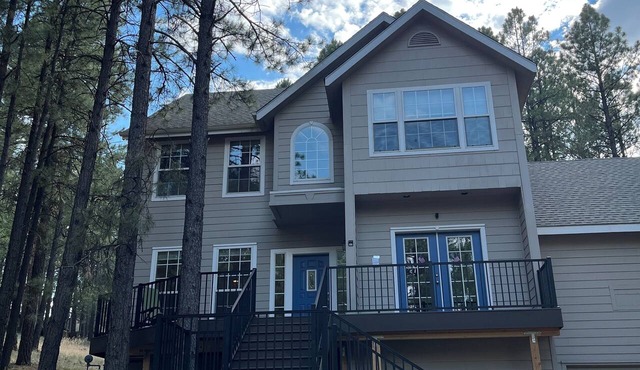 Continental Country Club- Quiet Neighborhood- 4 Bdrm with Central A/C, New Decks