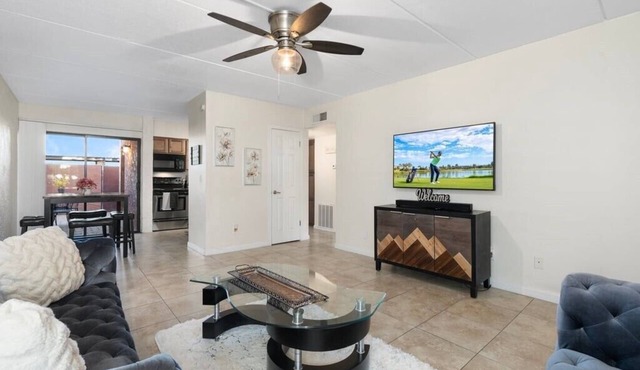 Cozy 2-bedroom condo with AC in Prime Scottsdale