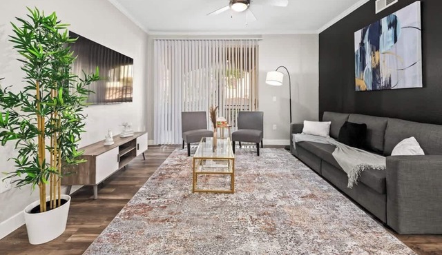 Cozy 2BR: Scottsdale, Pet-friendly, Sunrise Peak