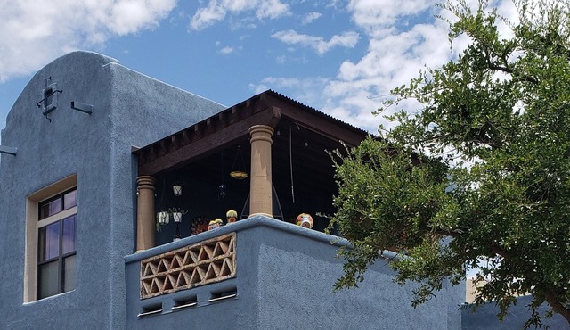 Cozy Corner Townhome, walking distance to everything Tubac! Pet Friendly!