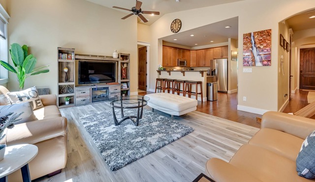 Cozy Flagstaff Home w/ Patio ~ 5 Mi to Downtown