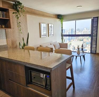 Cozy & Modern Apt with City View in San Isidro