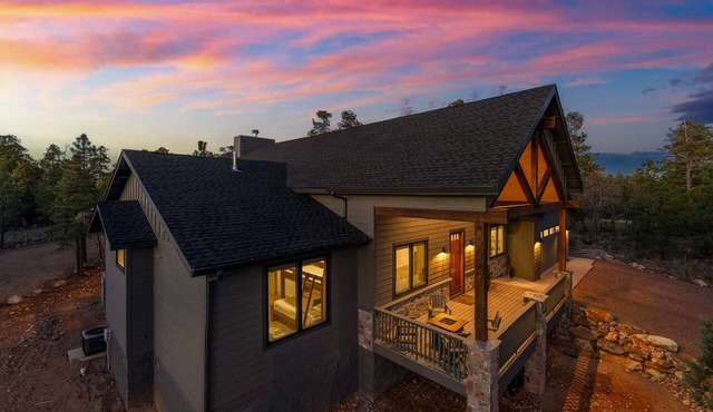 Cozy Mountain Cabin with Decks, Fireplace & Games