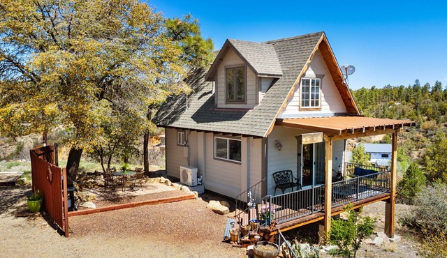 Cozy Mountain Chalet at Thumb Butte