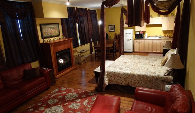 Davie School Inn