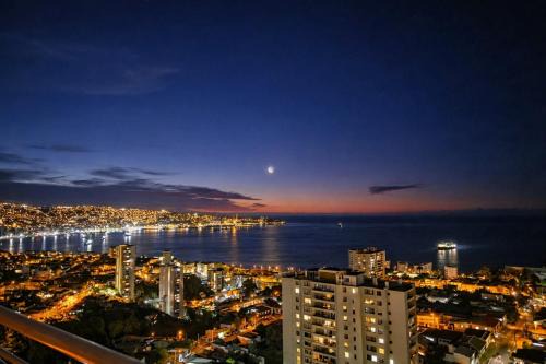 Departamento con amplia y bella vista a la bahía de Valparaiso
