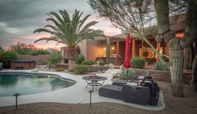 Desert Hideaway+Shuffleboard Court+Golf+Billiards